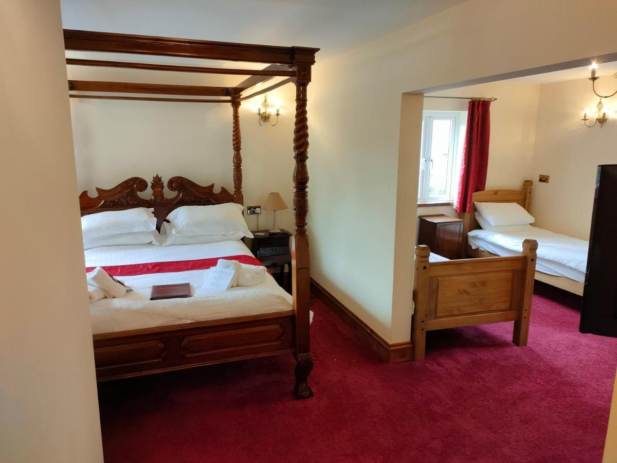 ליסקירד Great Trethew Manor Hotel & Self Catering Lodges מראה חיצוני תמונה