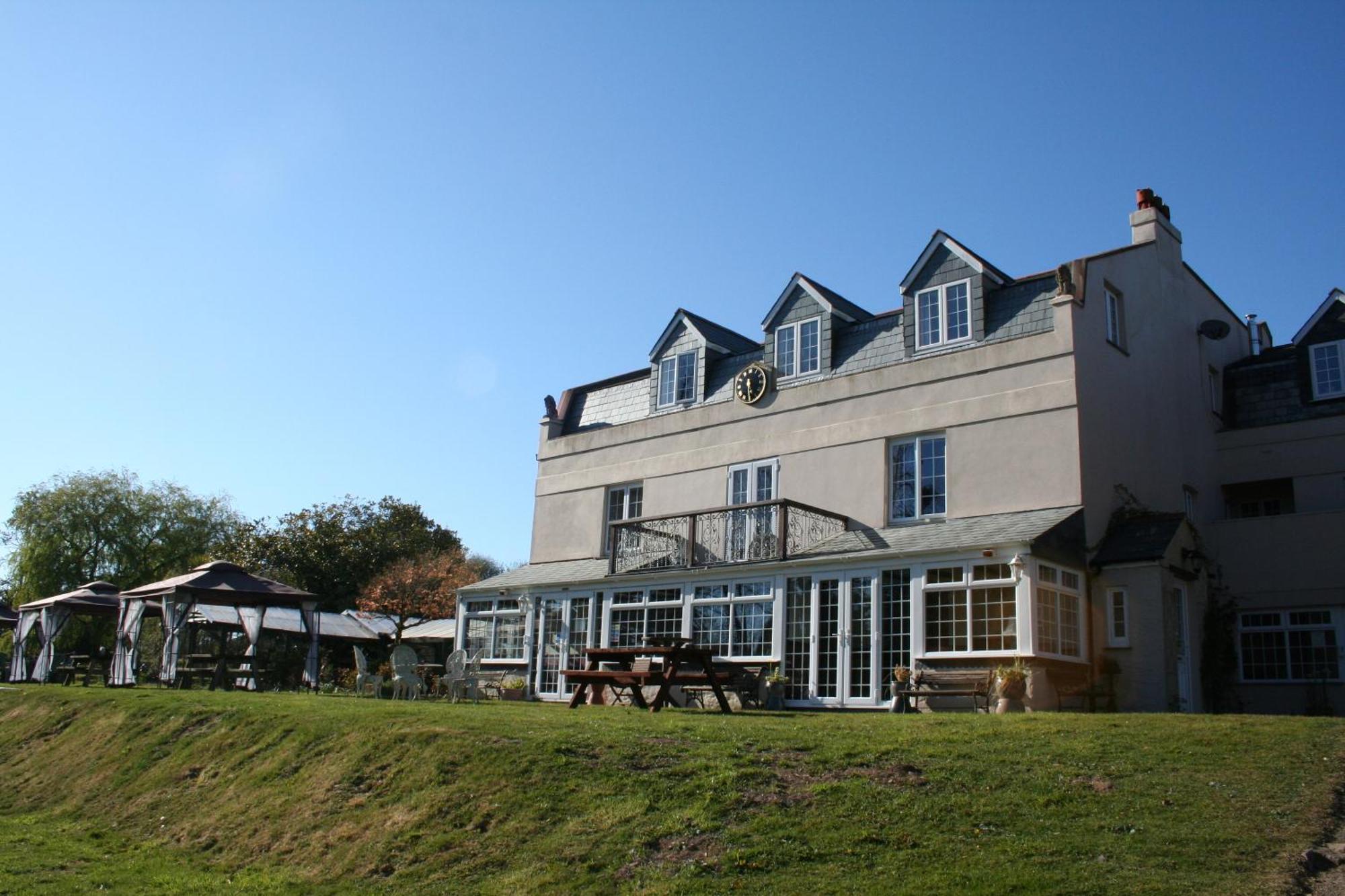 ליסקירד Great Trethew Manor Hotel & Self Catering Lodges מראה חיצוני תמונה