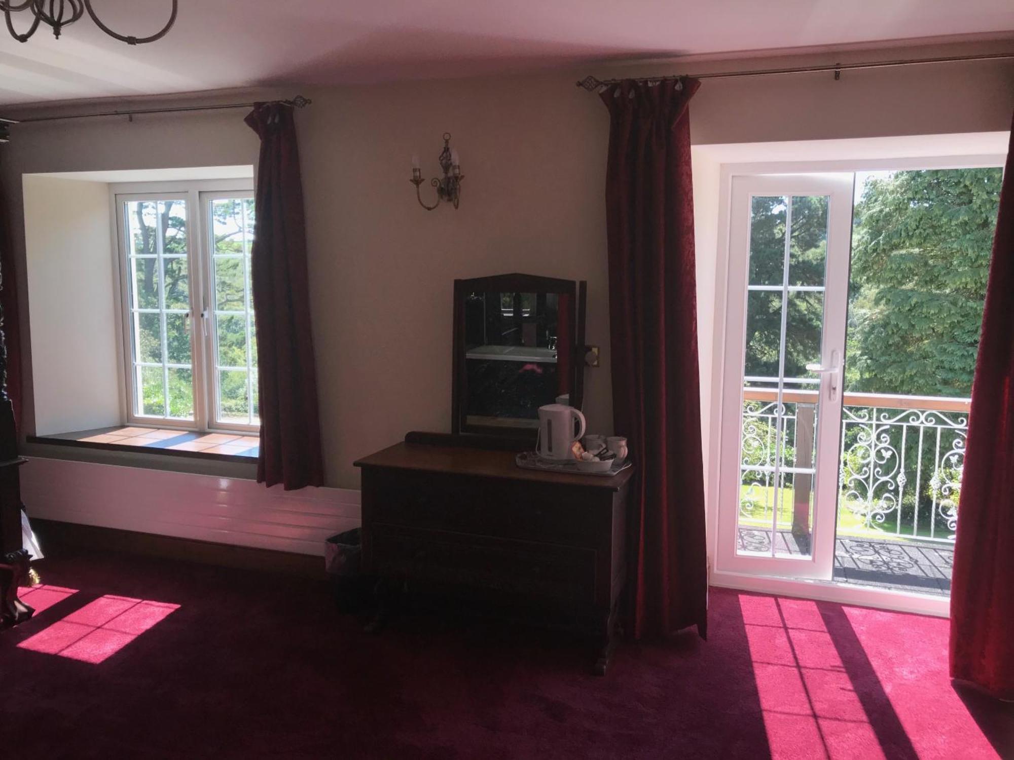 ליסקירד Great Trethew Manor Hotel & Self Catering Lodges חדר תמונה