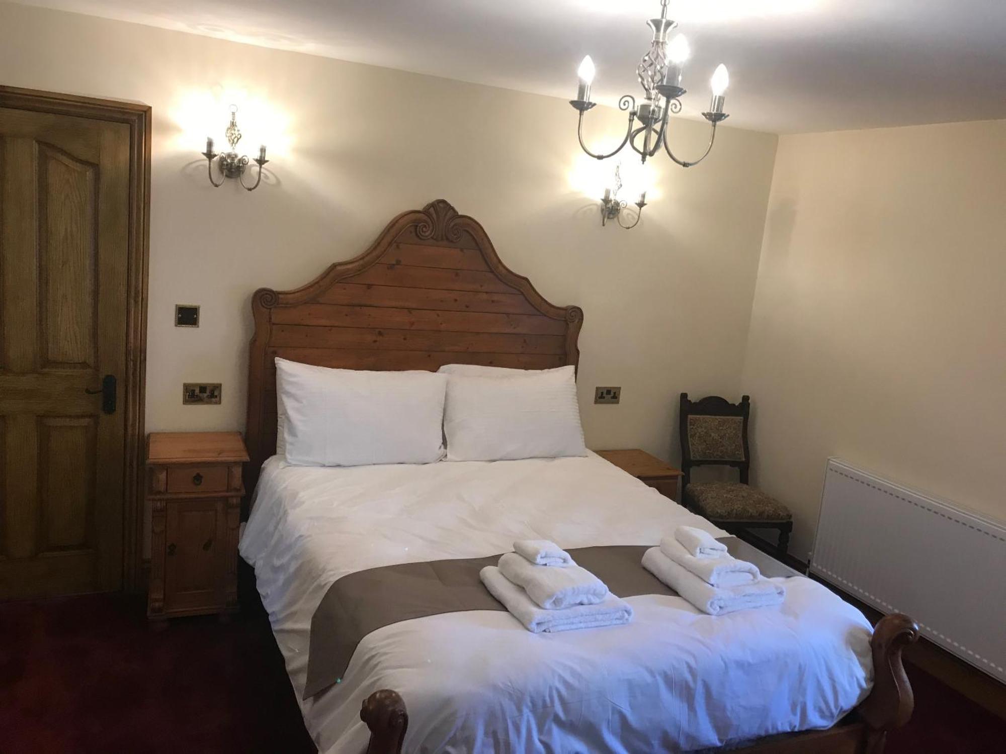 ליסקירד Great Trethew Manor Hotel & Self Catering Lodges מראה חיצוני תמונה